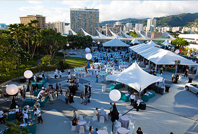 Aerial photo of a sponsored event on the rooftop of Hawaiʻi Convention Center. 